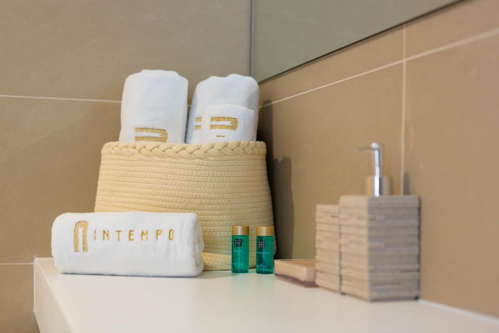 Intempo By Holuxe - 154 - 15Th Floor Apartment เบนิดอร์ม ภายนอก รูปภาพ
